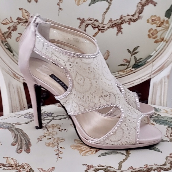 Caparros Shoes - 🌺 4/$15 New Beautiful Heels, Size 8